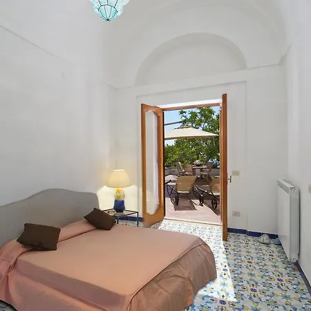 Antonio Apartment